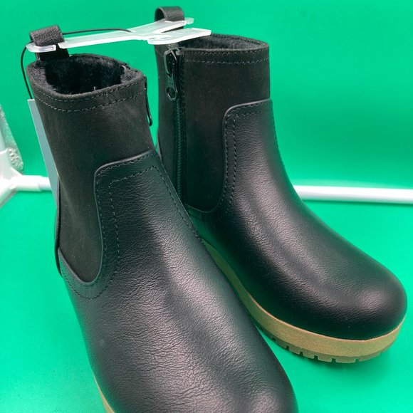 Cat & Jack Black Faux Leather Zipper Boots - Picture 1 of 4